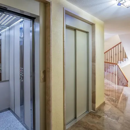 Apartament R & T Center - Parking