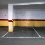 R&t Center - Parking *