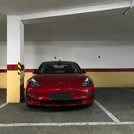 Apartment R & T Center - Parking