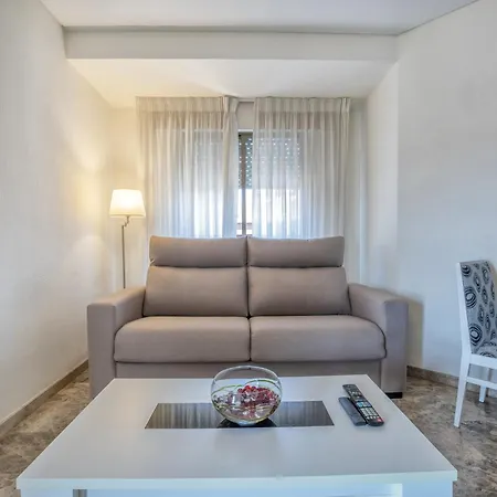 R & T Center - Parking * Кордова