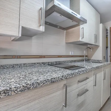 Апартаменты R & T Center - Parking *