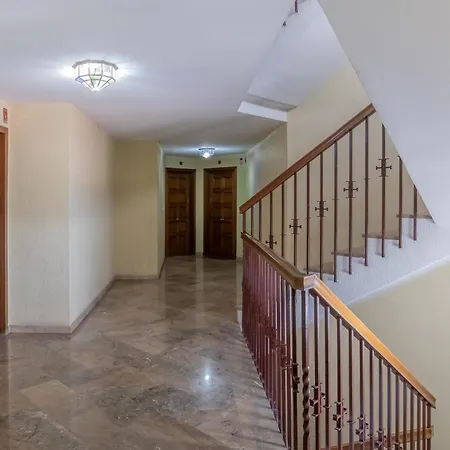 R & T Center - Parking