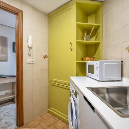 R & T Center - Parking Кордова