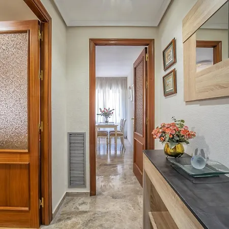 R & T Center - Parking Apartment Cordoba