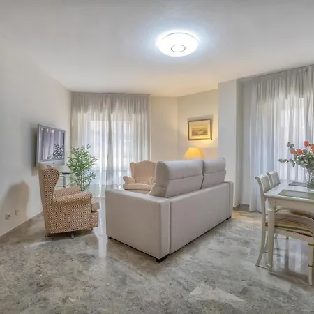 R & T Center - Parking *