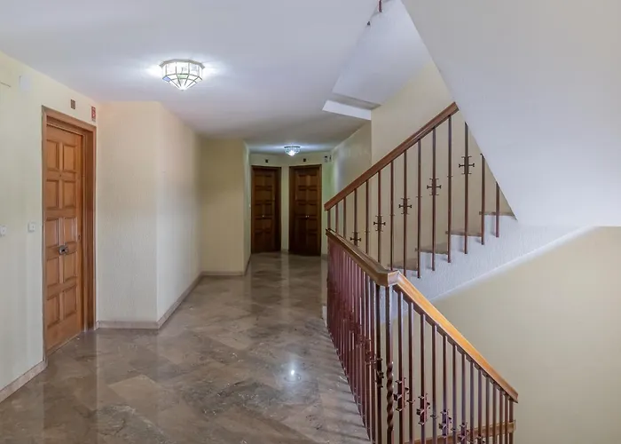 R & T Center - Parking