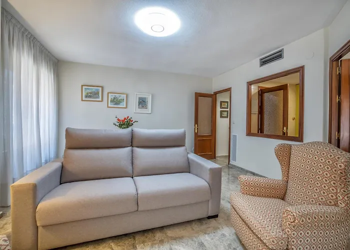 R & T Center - Parking * Кордова