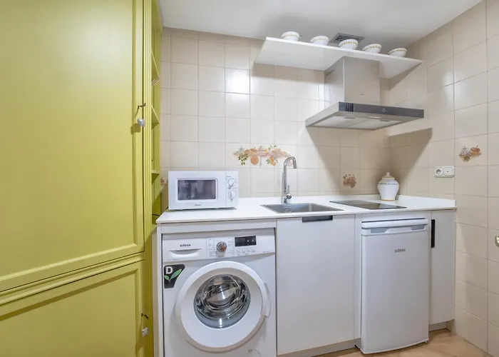 R & T Center - Parking Appartement